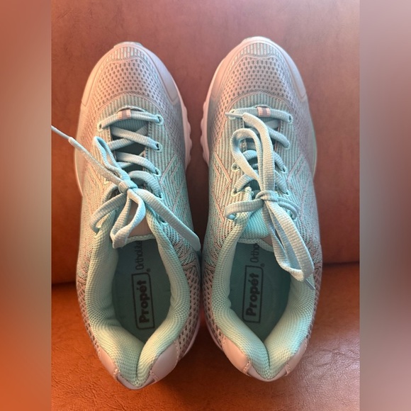 Propet Women’s One Walking Shoe Gray Mint Size 10 Orthotic Diabetic Friendly - Picture 5 of 6
